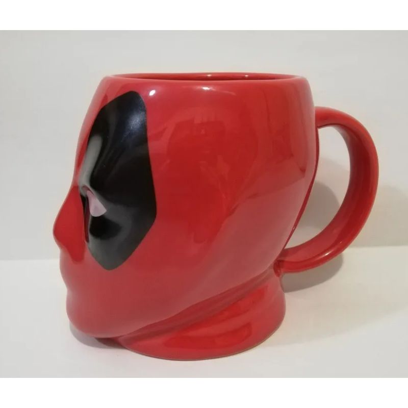 GENERICO - TAZA 3D DEADPOOL MARVEL