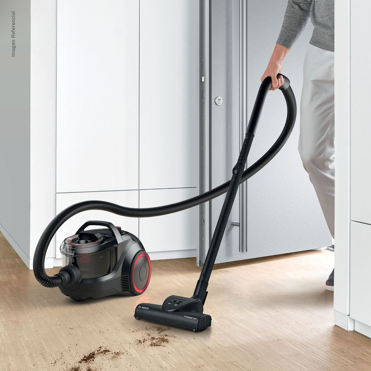 BOSCH - Aspiradora Sin Bolsa Serie 4 ProPower Negro BGS21WPOW