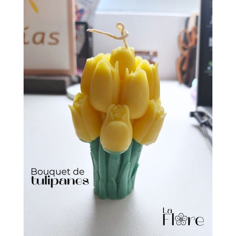 GENERICO - Vela Bouquet de Tulipanes en Cera de Soya