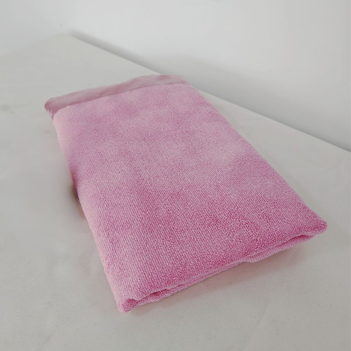 GENERICO - Toalla Corporal Microfibra 1.30 m x 70 cm Rosado