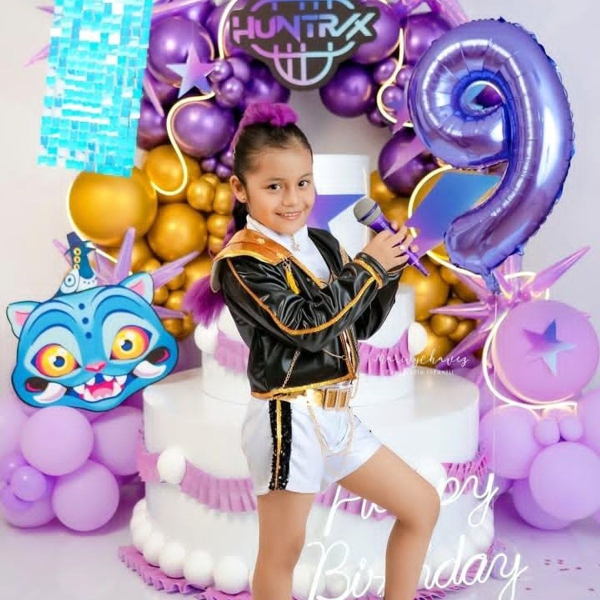 GENERICO - DISFRAZ Y TRENZA DE RUMI K-POP GUERRERAS DEMON HUNTER