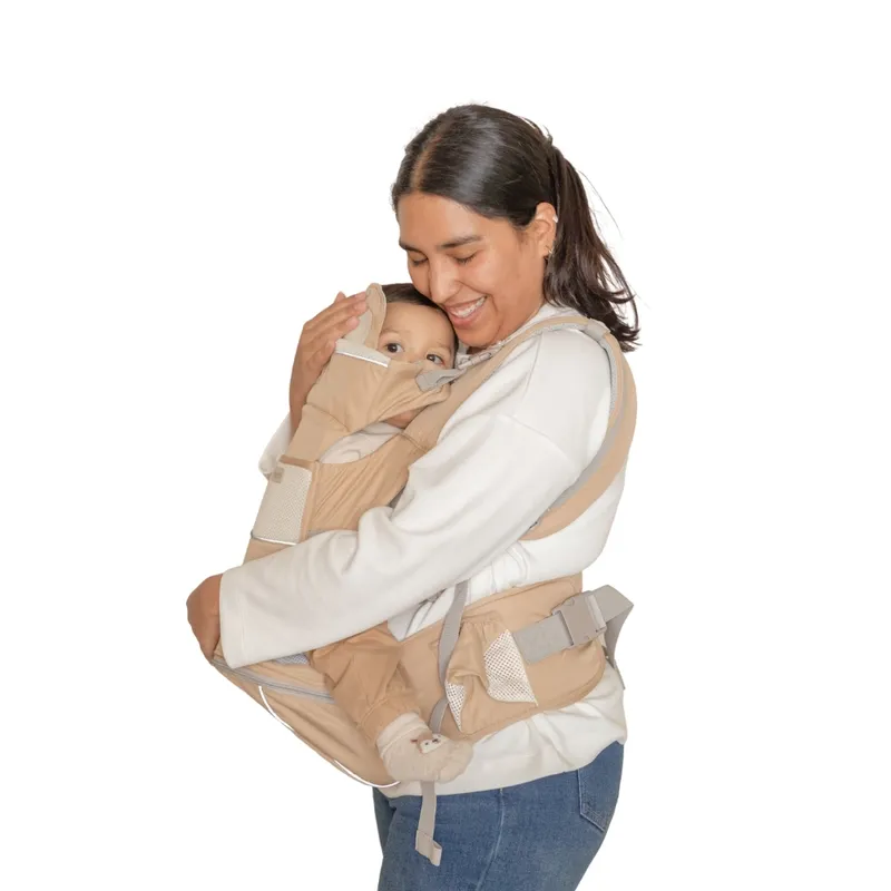 LA SONAJA - CARGADOR CON ASIENTO CANGURO LA SONAJA BEBÉ BEIGE 9 EN 1