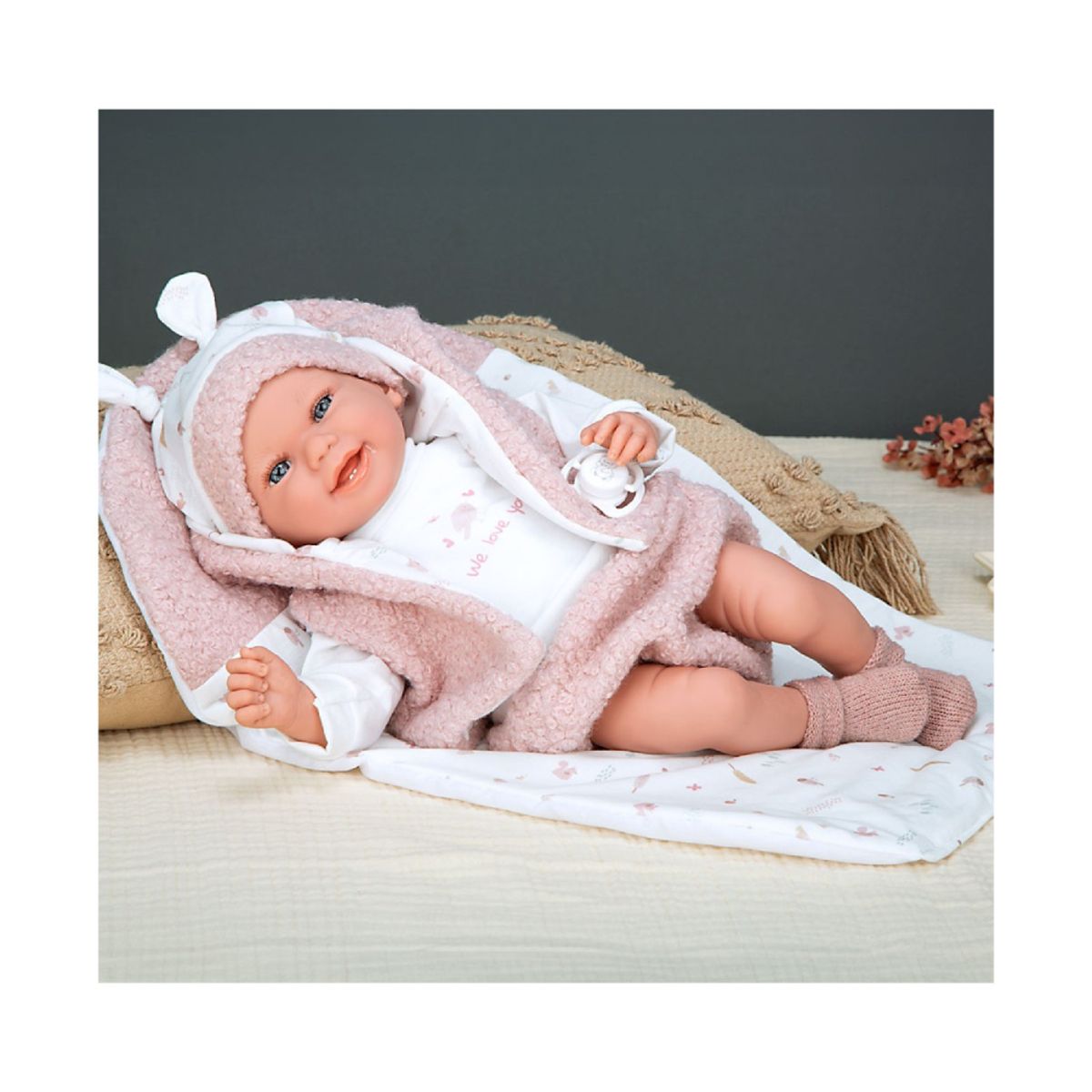 MUÑECAS REBORN - Muñeco de Peso Elegance 40 cm  con Cojín  60886