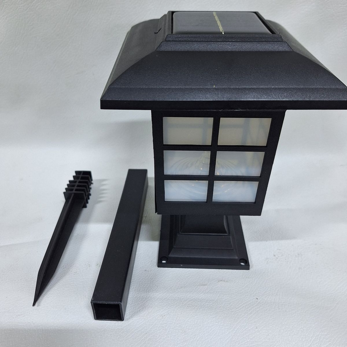 GENERICO - LAMPARA SOLAR DE JARDIN FAROLITO CON ESTACA Y BASE
