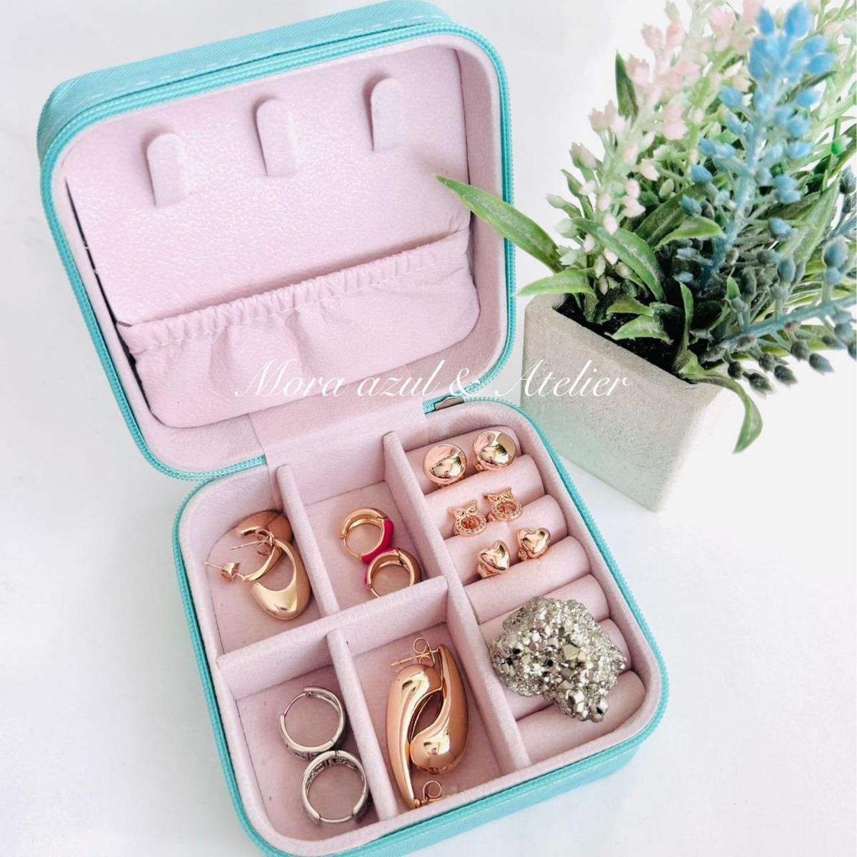 GENERICO - Joyero Viajero + Joyas de Mora Azul incluidas