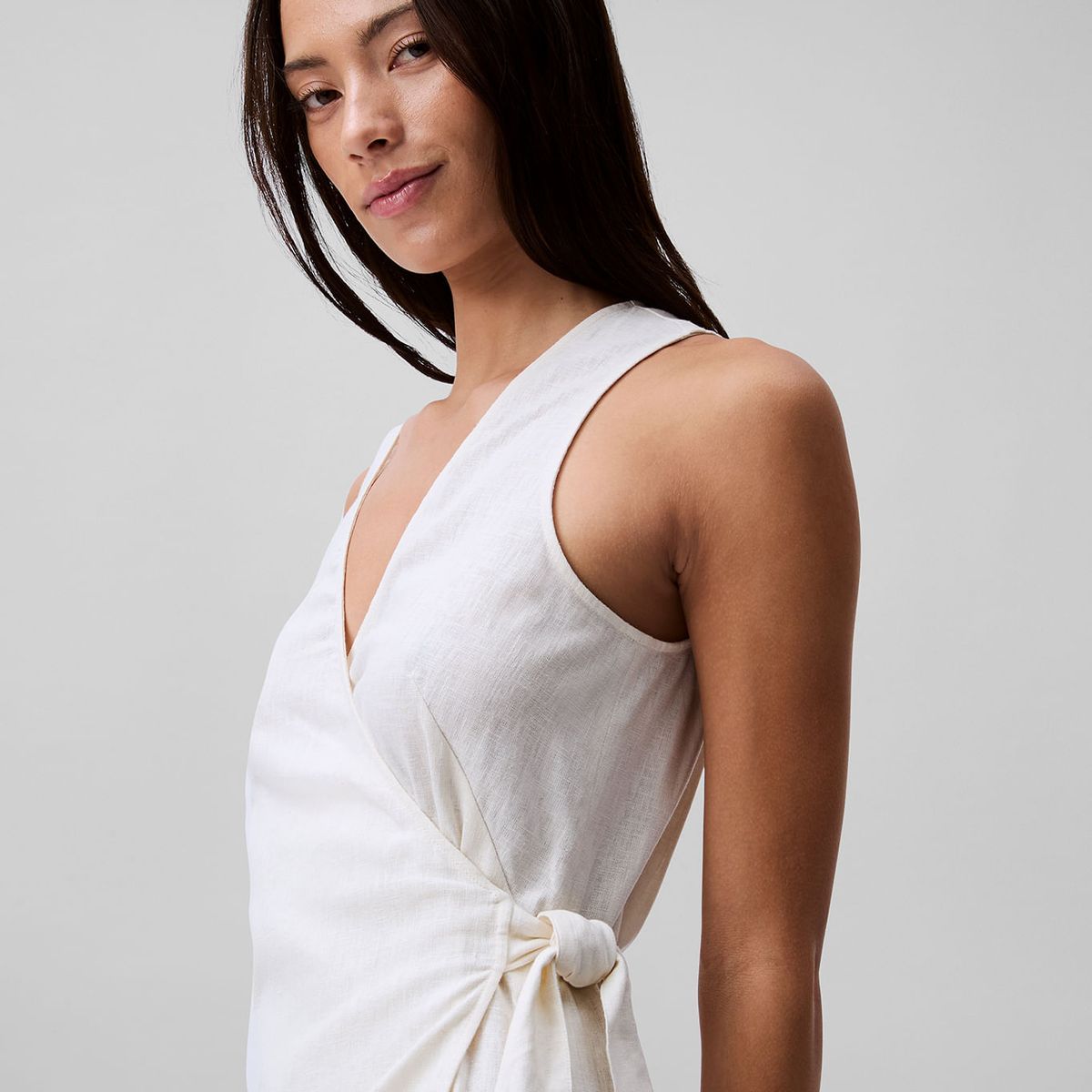 CALVIN KLEIN - VESTIDO LINEN V NECK WRAP DRESS