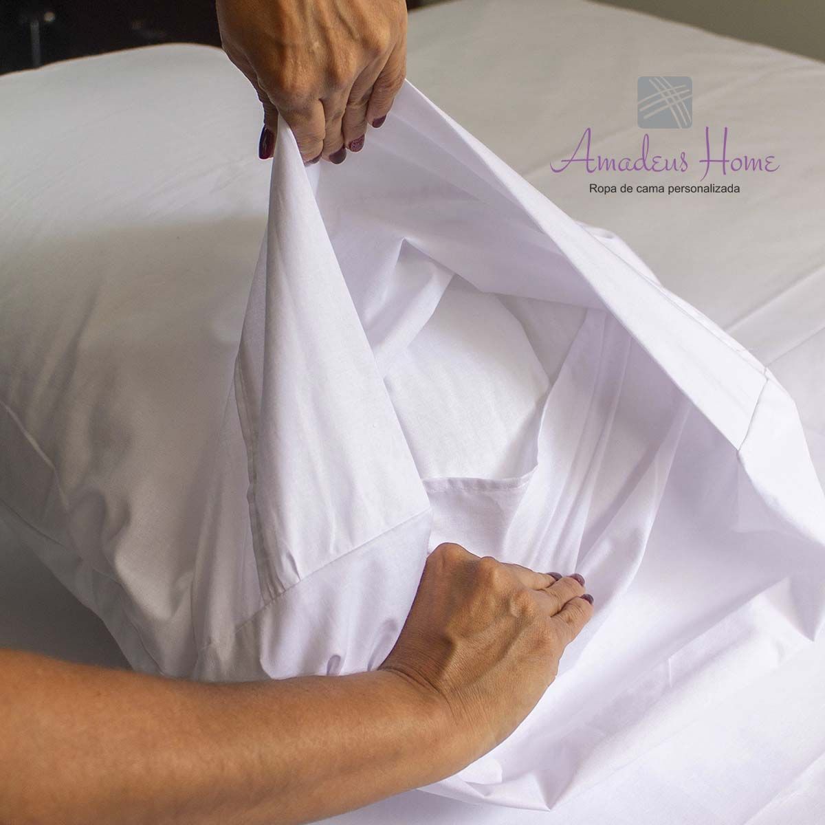 Pack 02 Almohadas King Size Lavables ¡Incluye Fundas!, marca AMADEUS HOME - Foto 2