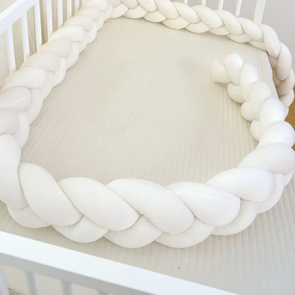 GENERICO - Protector de cuna trenza 3 metros Aterciopelado