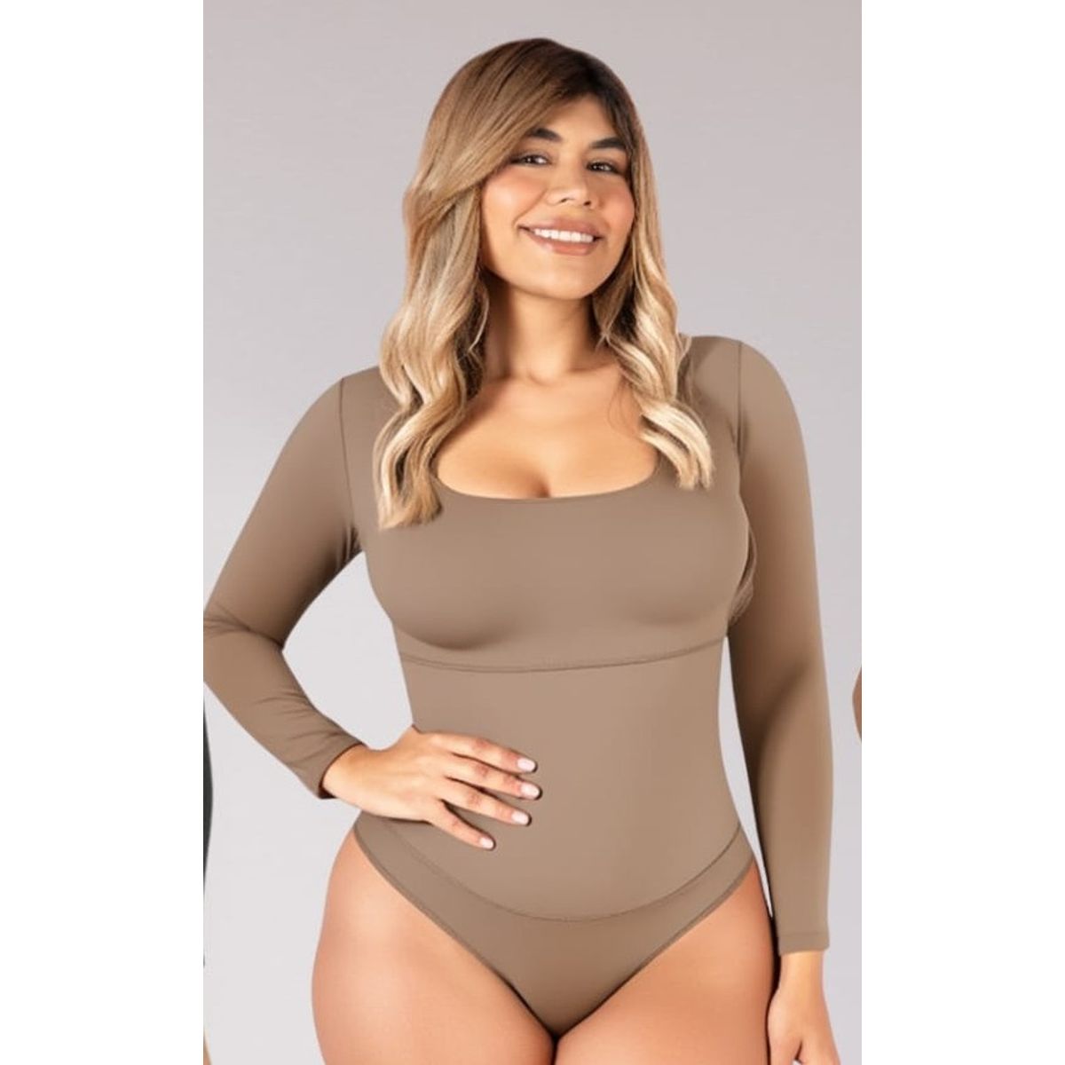 COLOMBIANA - BODY FAJA MODELADOR EFECTO LIPO MANGA LARGA CUELLO CUADRADO