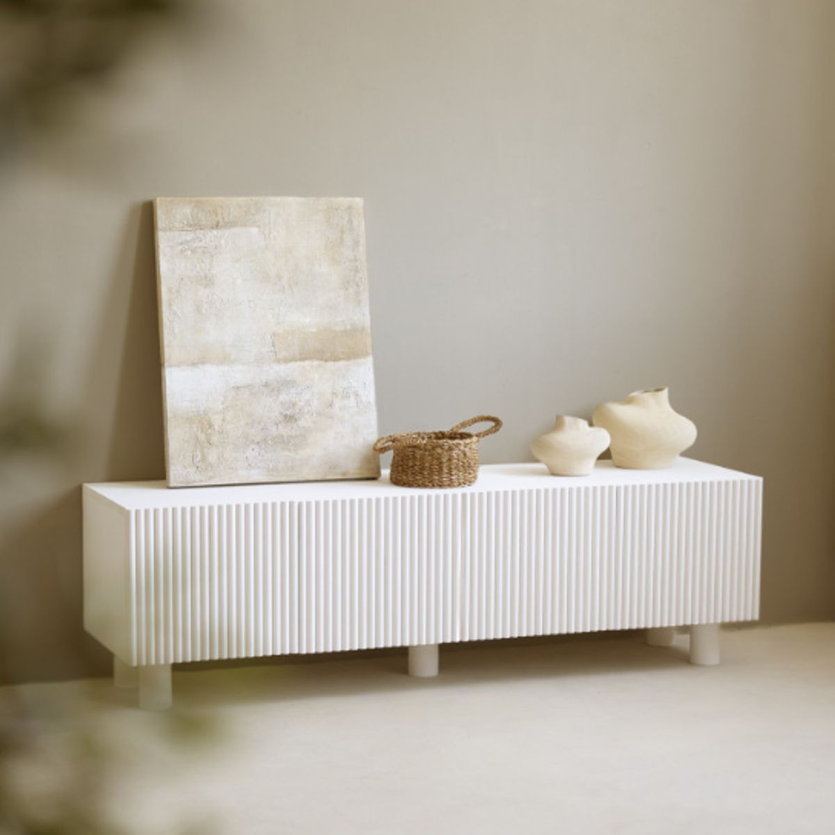 VENTITAS HOME - Mesa de Tv de Madera Jarae Ventitas Home Color Pino Blanco