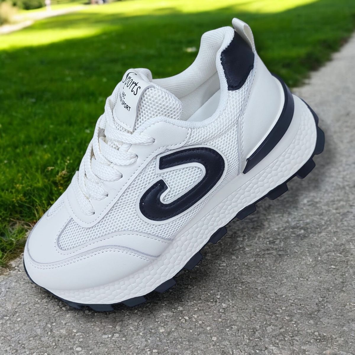 GENERICO - ZAPATILLA  CON PLATAFORMA ALTA 6CM SPORTS FASHION BLANCONEGRO - V163