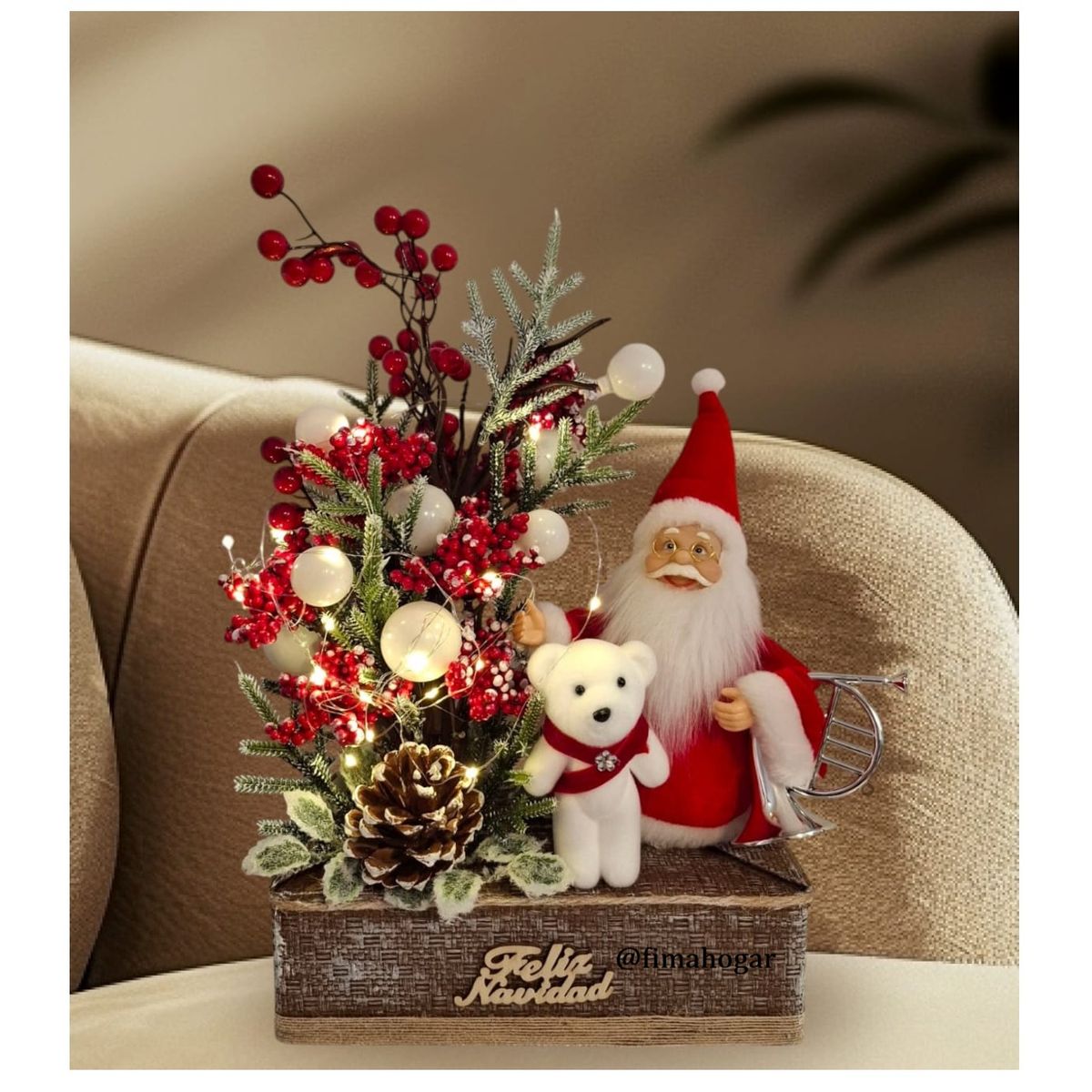 GENERICO - Mini Árbol de Navidad con frutos y Papa Noel con Oso Polar