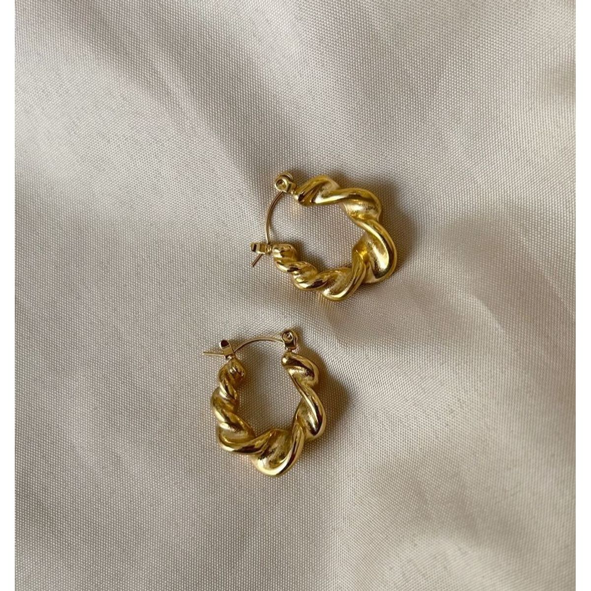 GENERICO - Aretes Trenzados en Acero Inoxidable