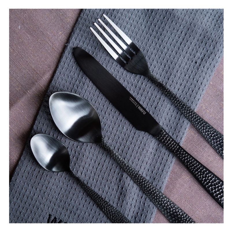 WAYU - SET DE 16 CUBIERTOS HAMMER BLACK WAYU