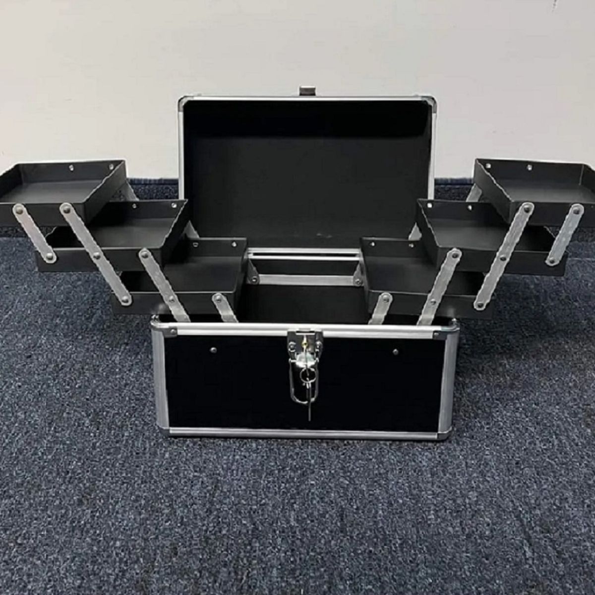 GENERICO - Maletín Organizador Maquillaje 6 Bandejas Profesional Negro