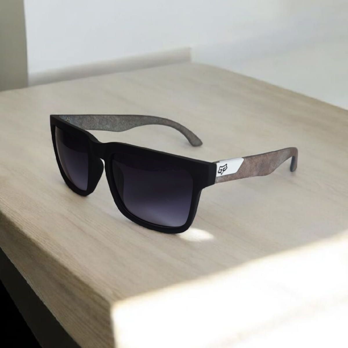 GENERICO - LENTES DE SOL POLARIZADO PARA HOMBRE AB --   UV 400+FUNDA