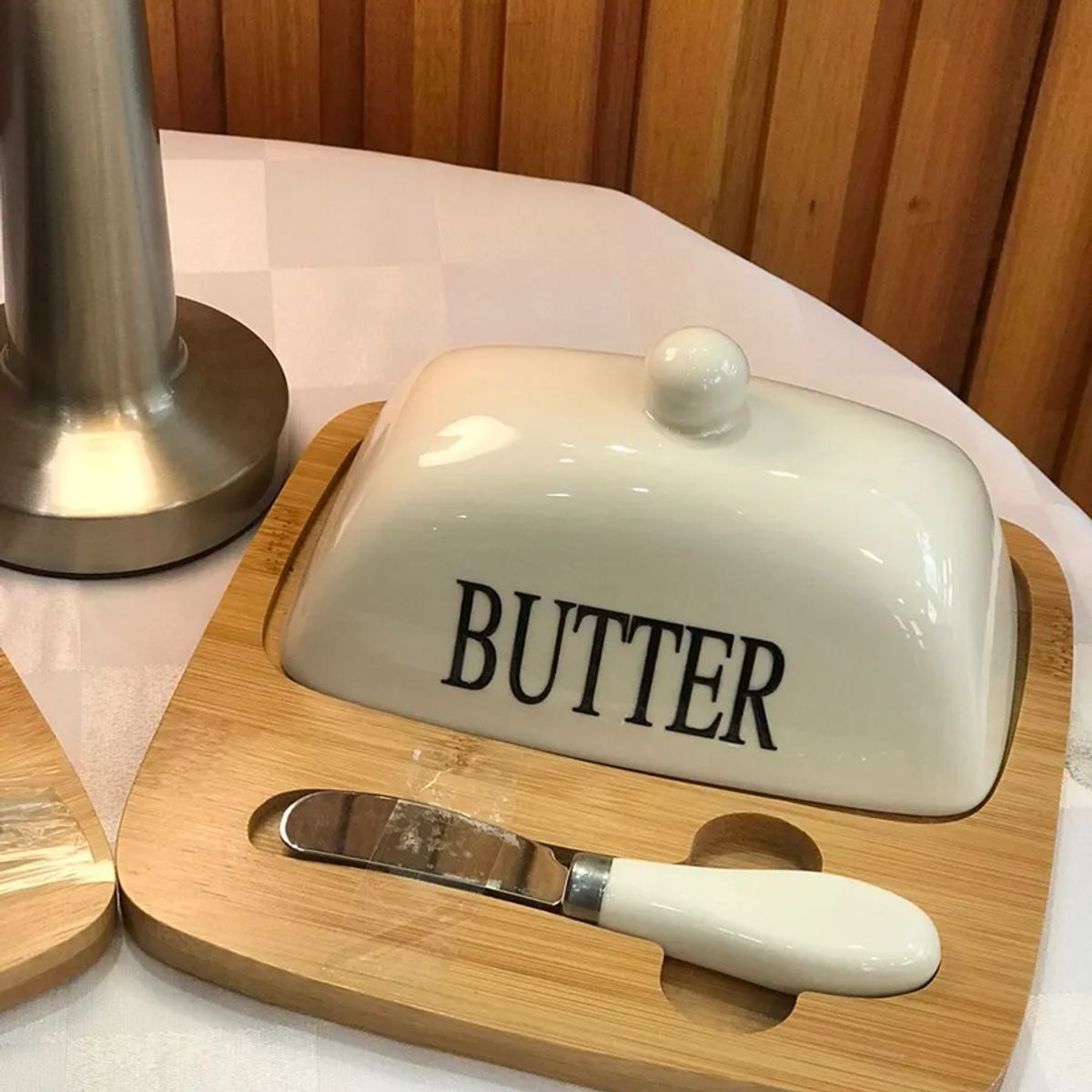 GENERICO - Mantequillera BLANCA de porcelana  + Base Bambu con Untador