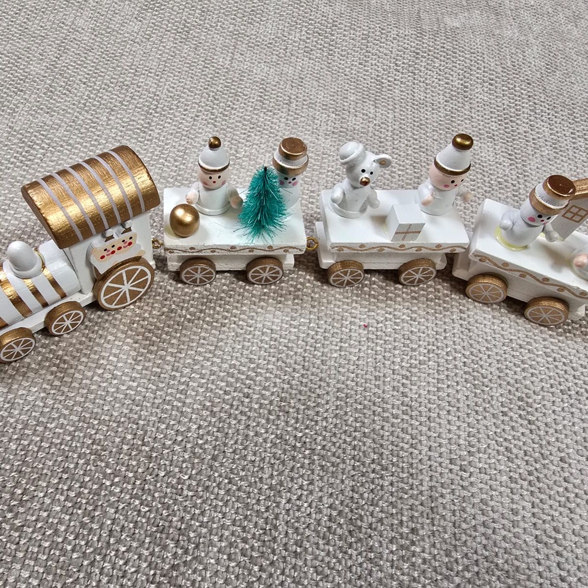 GENERICO - Trencito Navideño Blanco Santa & Amigos