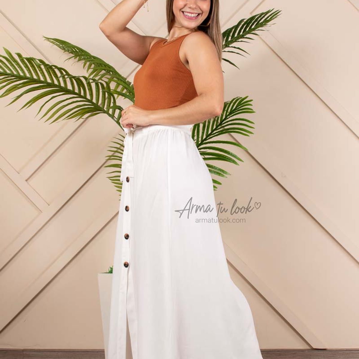 ARMA TU LOOK - FALDA SILVANA DE BOTONES CON CINTURÓN