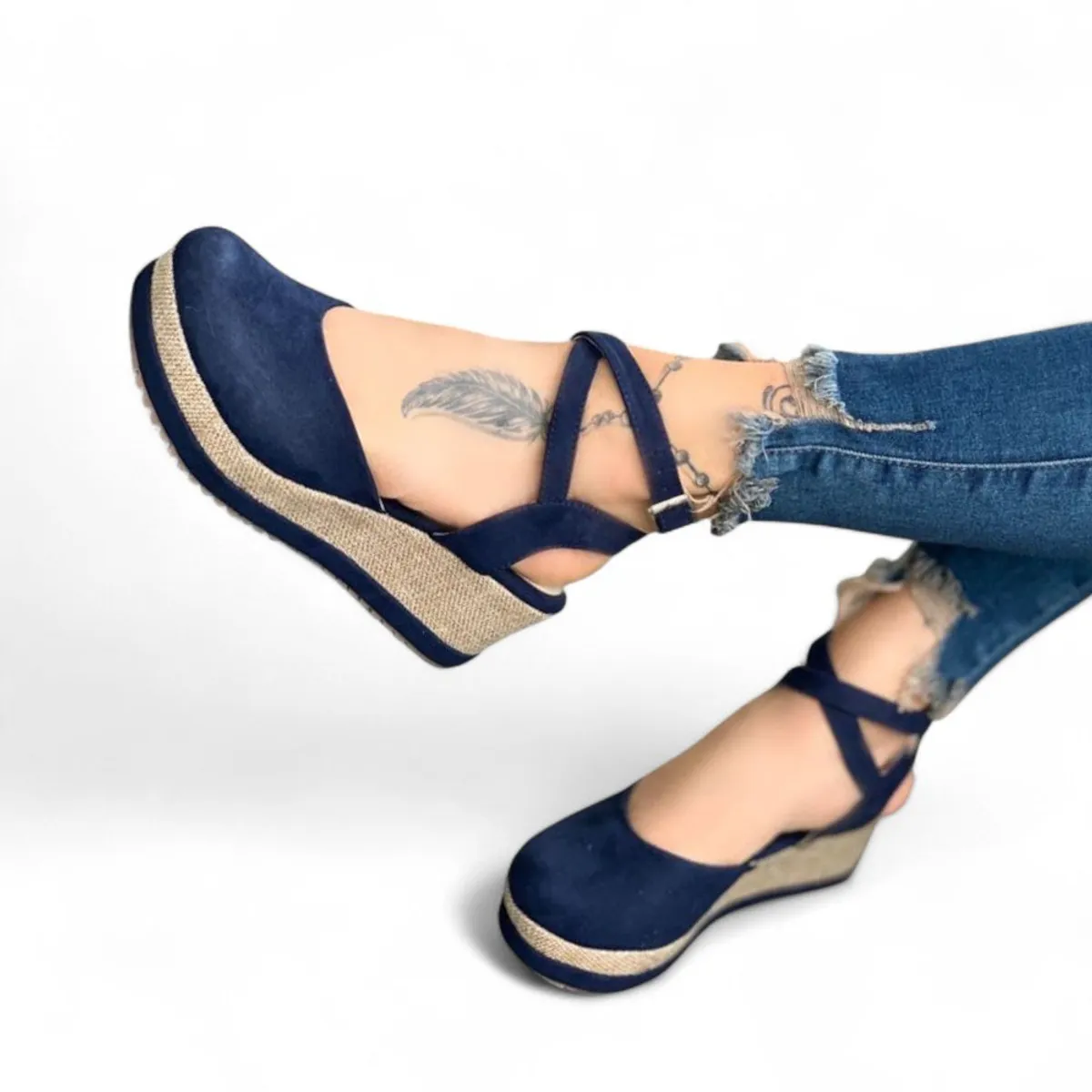 GENERICO - Sandalia Mujer Gamuza Cerrado Taco 7 1022L-50 Color Azul