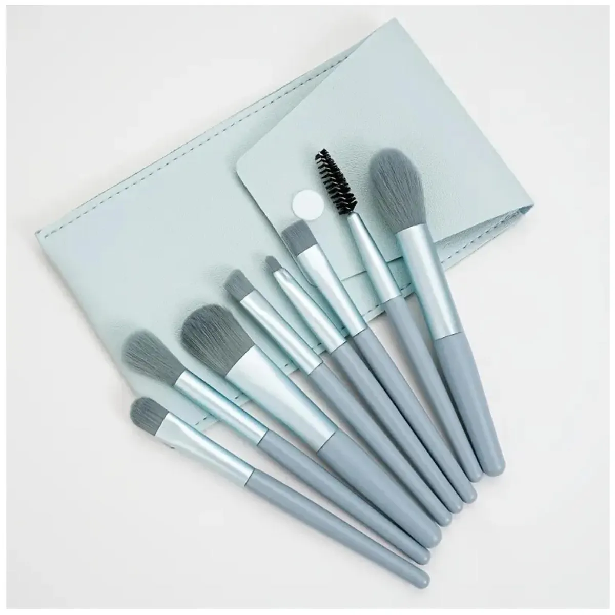 MINARI - Kit 8 Piezas Juego de Brochas de Maquillaje SB10 -Color Aleatorio