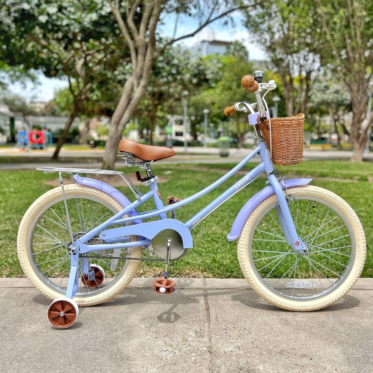 JOY STAR - Bicicleta para Niña con Rueditas Stitch aro 20 Morada