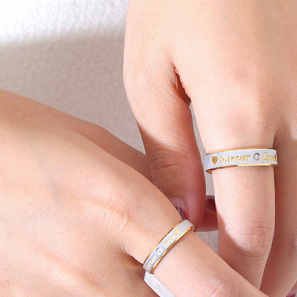 GENERICO - Anillo Bicolor de Acero Inoxidable con Grabado Forever Love para Pareja