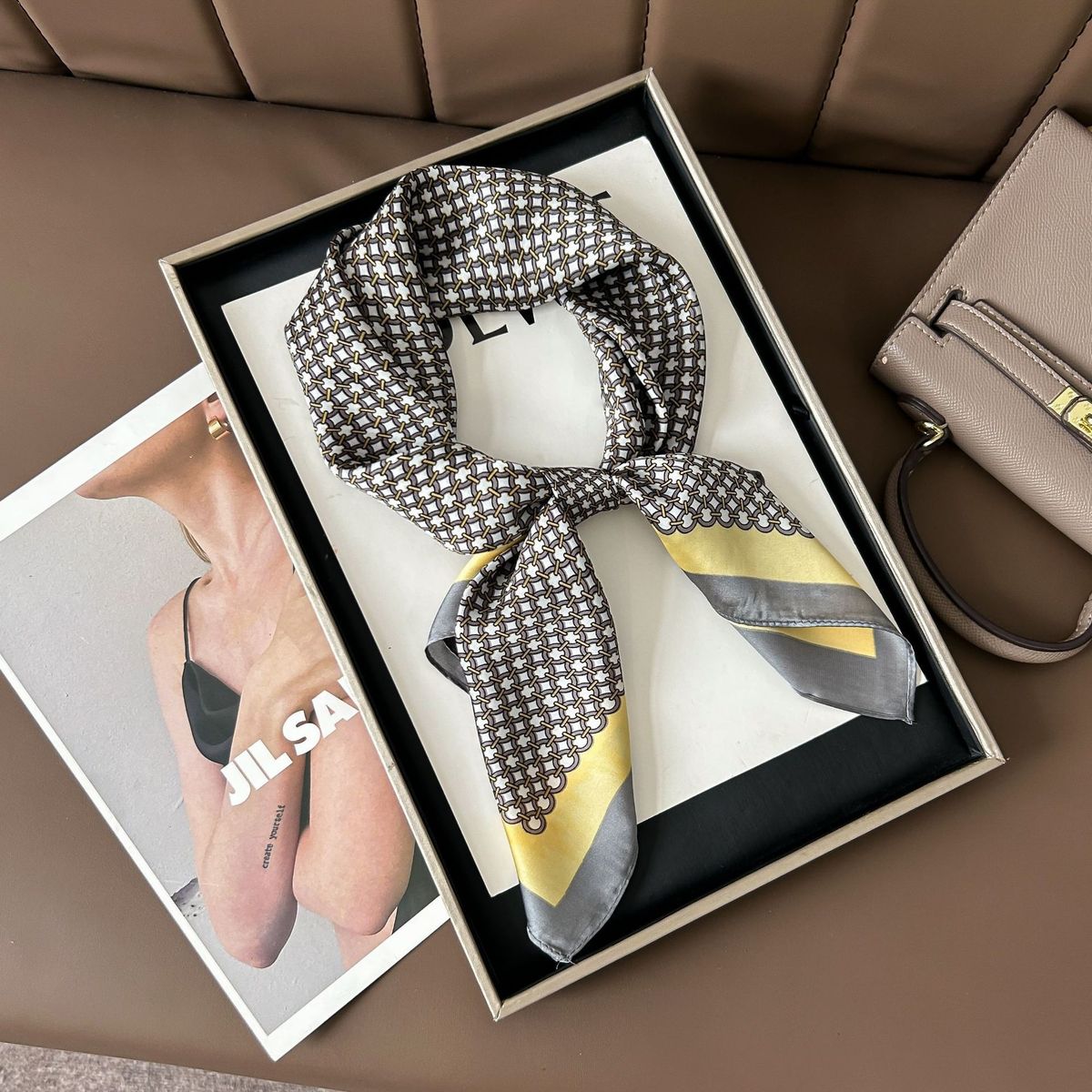 KAST PE - Pañoleta Bandana Pañuelo Lourdes 70x70cm