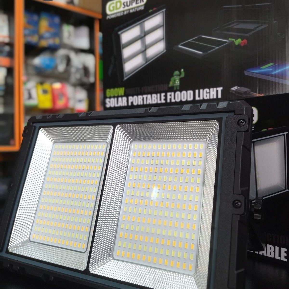 OEM - Lampara Solar Led 500W - Alta Potencia Regulable - Power Bank