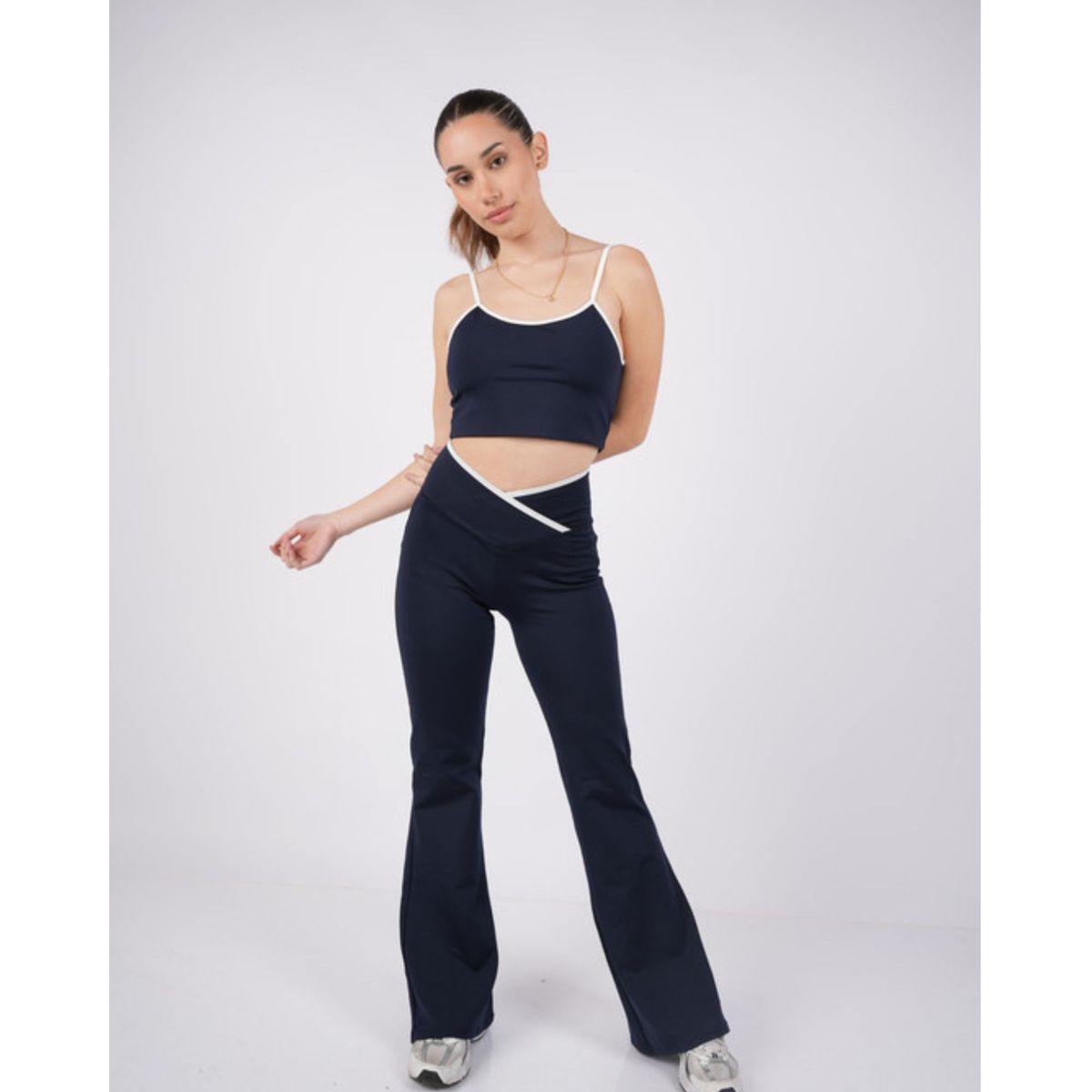 TWO OCEANS FITWEAR - Set Deportivo Contraste Top + Pant Flare