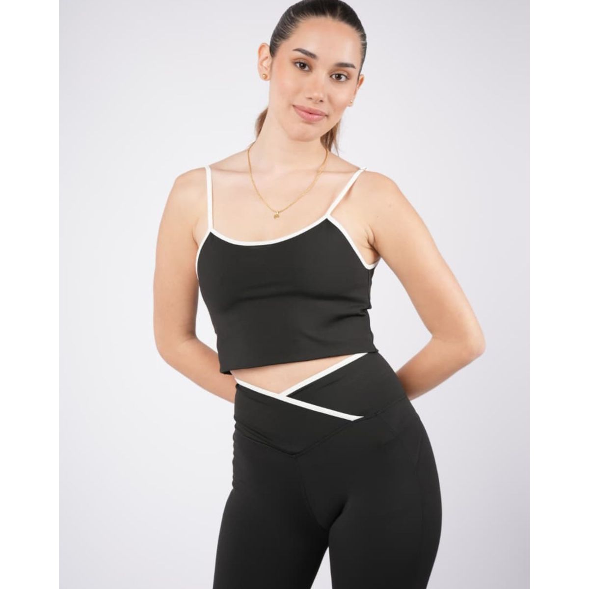 TWO OCEANS FITWEAR - Top Deportivo Mujer con Tiras Blancas Regulables