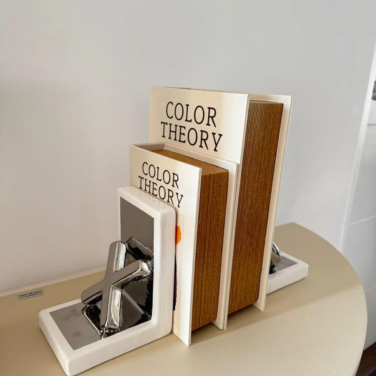 CONCEPTS LIFE - Sujeta Libros XO 24x10x15 cm