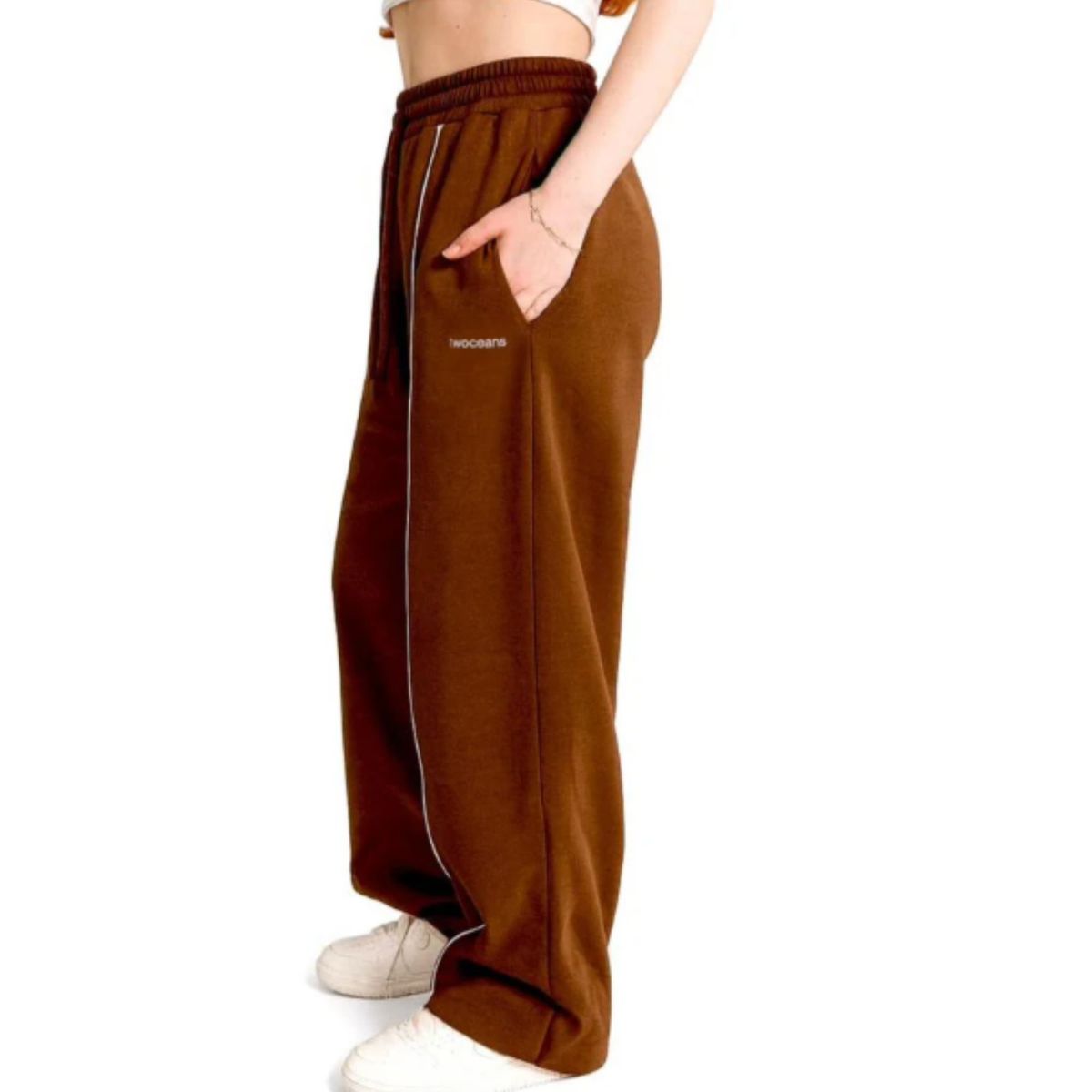 TWO OCEANS FITWEAR - Jogger con pretina ajustable y diseño en contraste