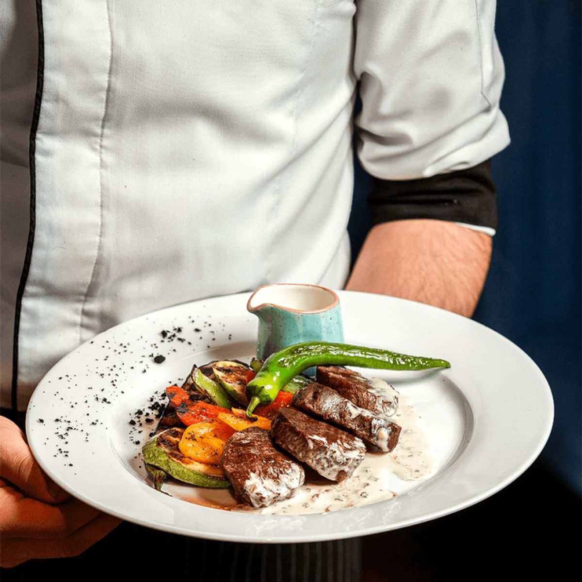 FTA - PLATO BAJO 27.2 CM PORCELANA FTA