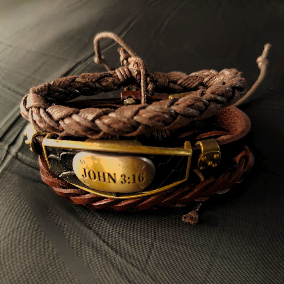 GENERICO - PULSERA DE CUERO TRENZADO BIBLICO