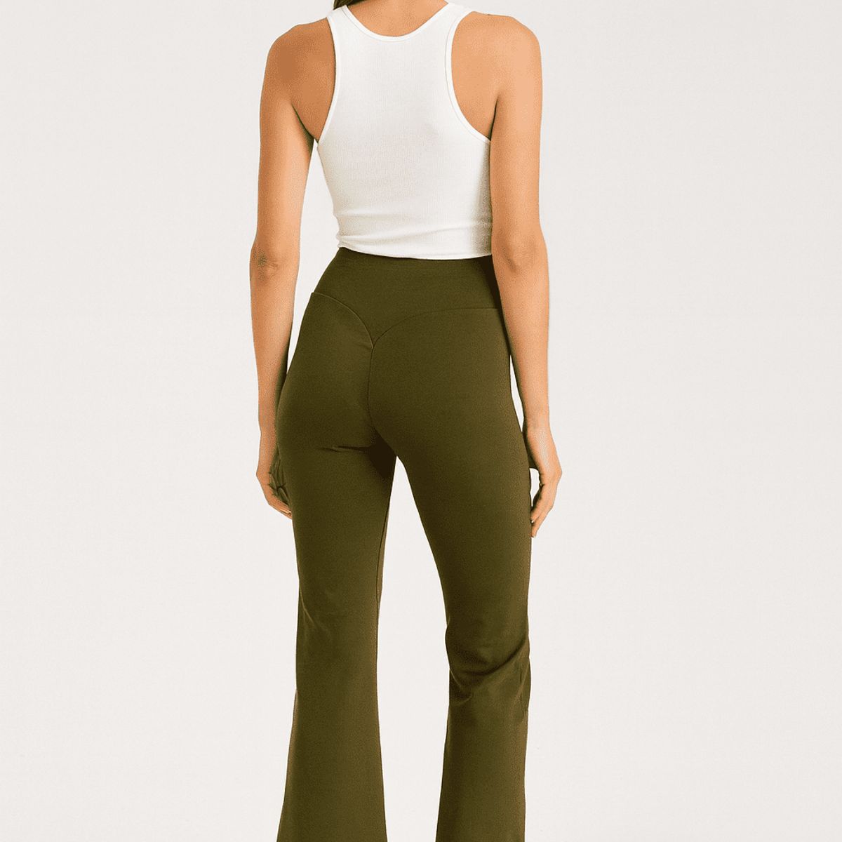 AMA OUTFITTERS - PANTALON FLARE MOLDEADOR