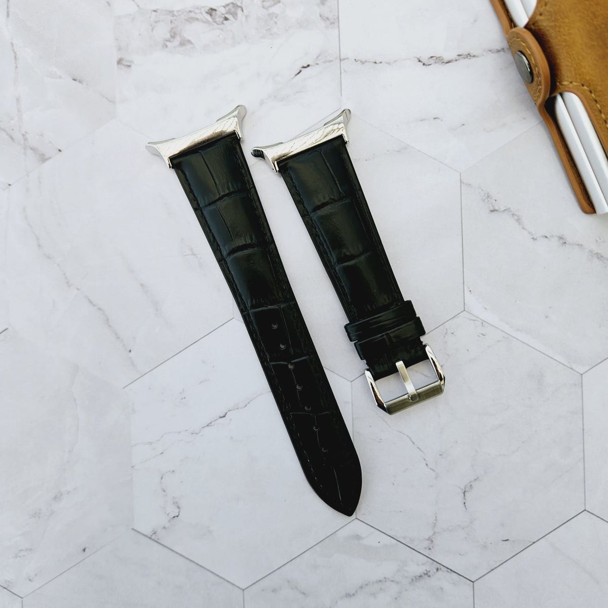 GENERICO - Correa Cuero Classic para SAMSUNG WATCH ULTRA - Marron