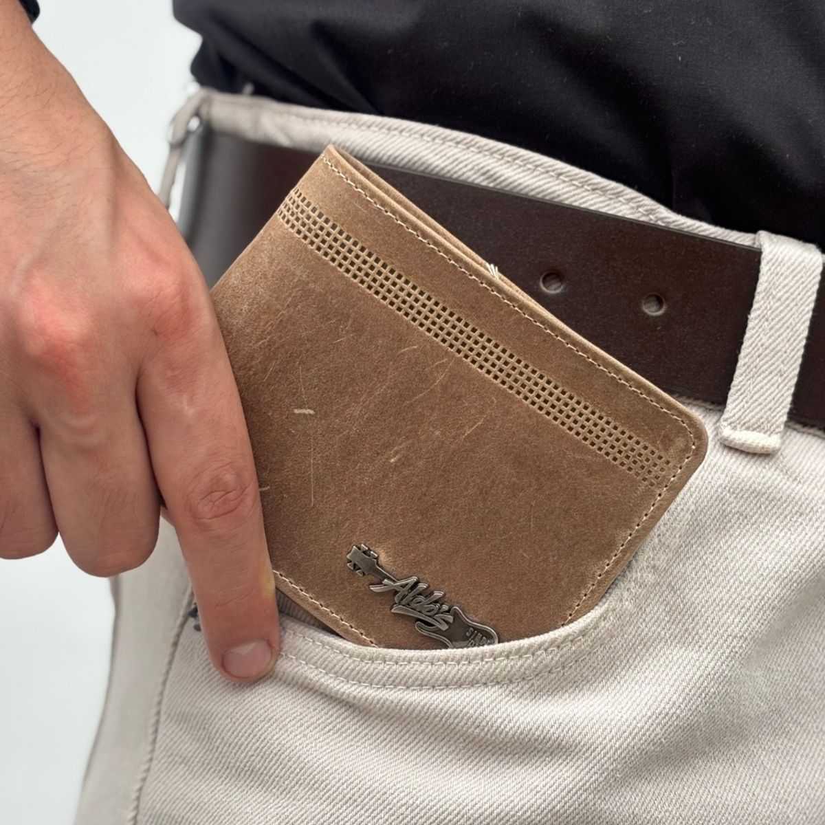 ALDO'S SINCE 1986 - BILLETERA  CON RELIEVE EN CUERO ALDOS