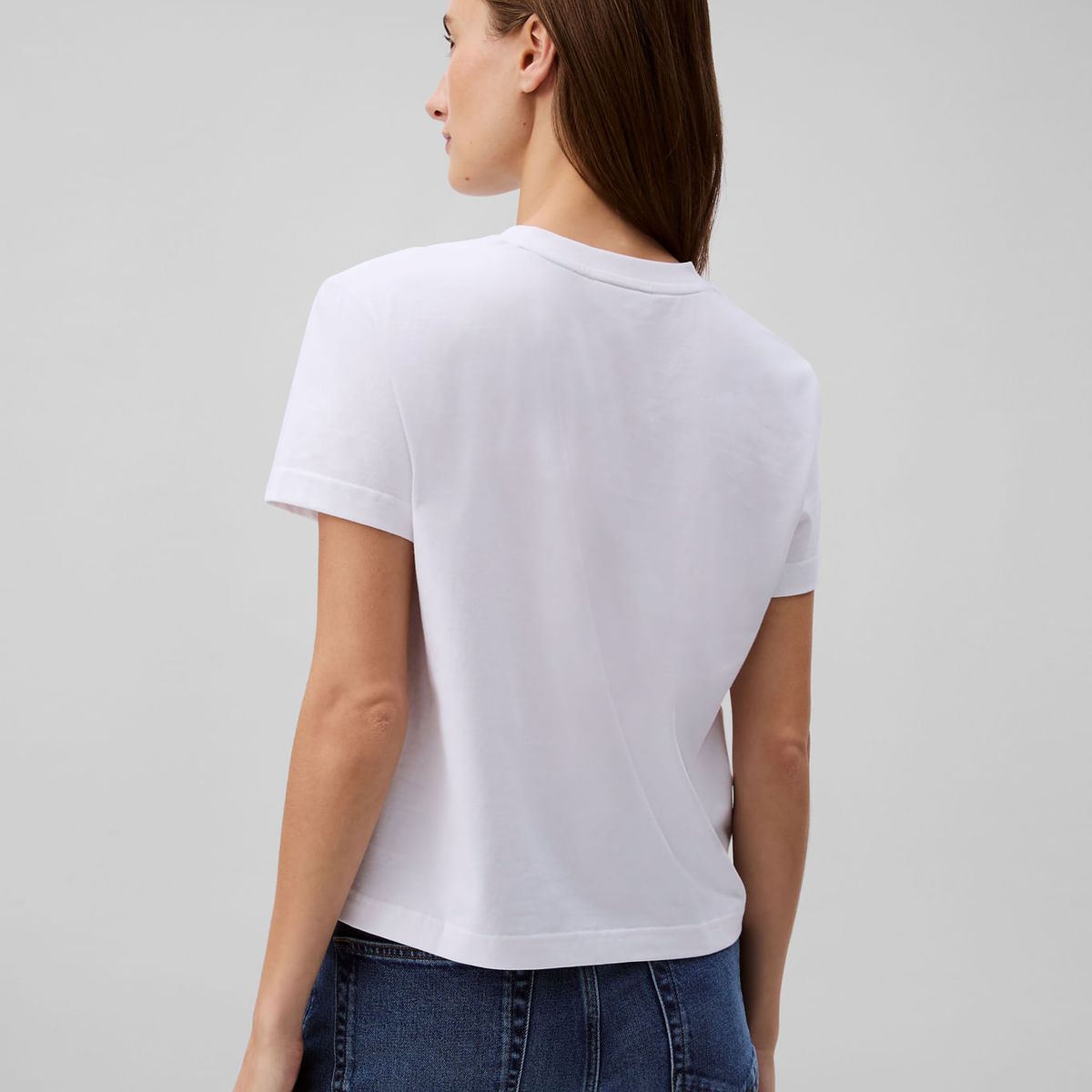 CALVIN KLEIN - CAMISETA SS ARCHIVE LOGO V-NK TEE