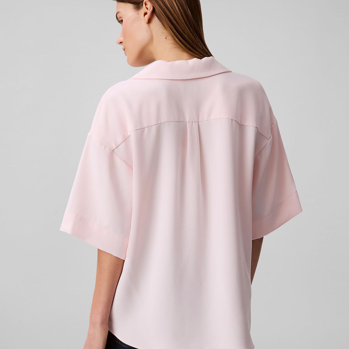 CALVIN KLEIN - BLUSA CREPE FAUX WRAP SS TOP