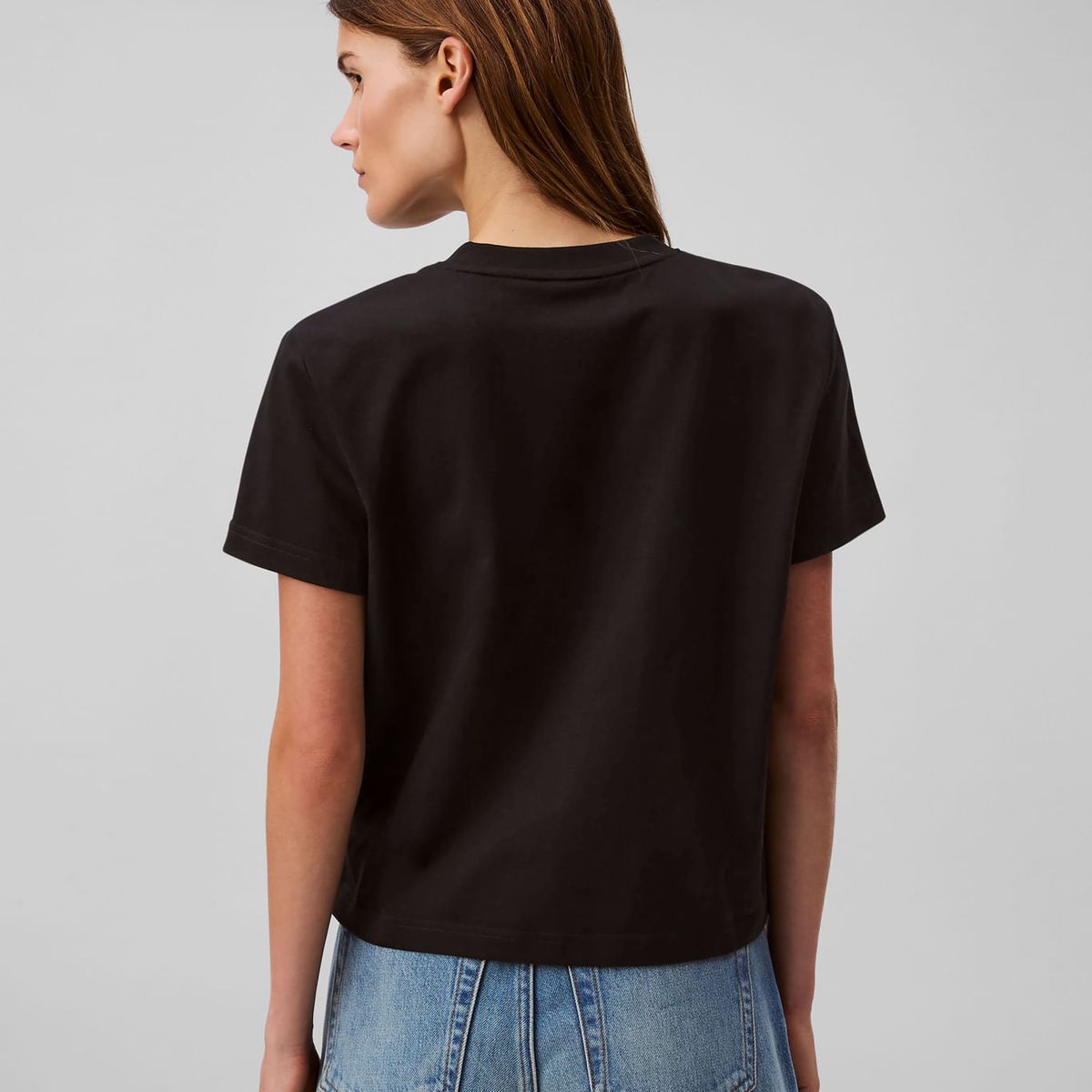 CALVIN KLEIN - CAMISETA SS ARCHIVE LOGO V-NK TEE