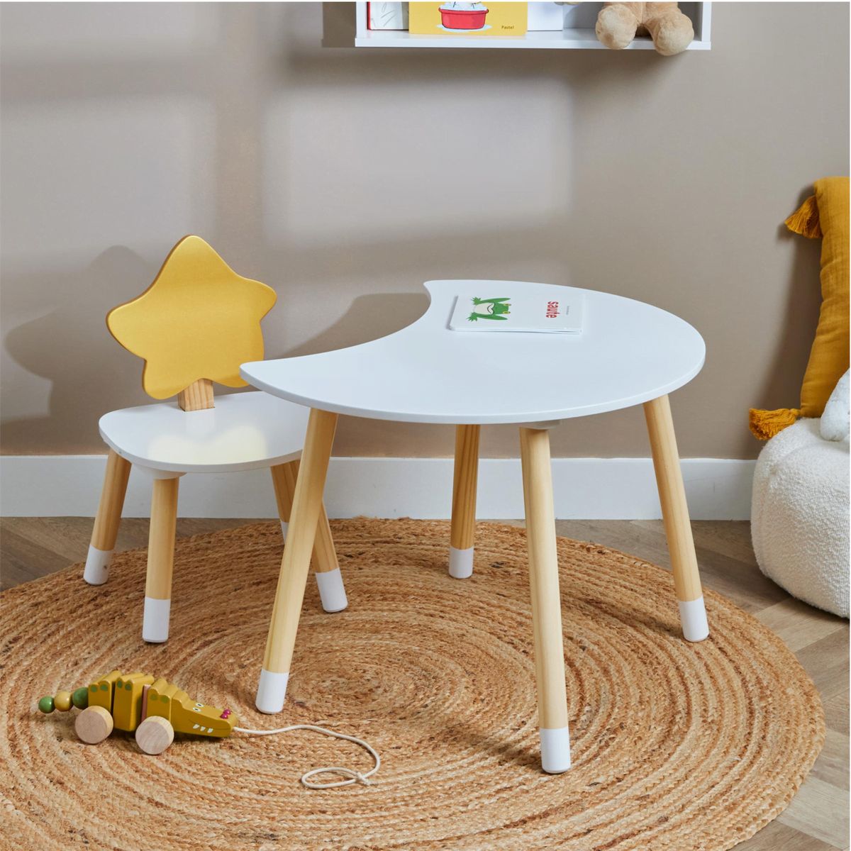 DIBA MUEBLES - Mesa Luna con Silla Estrella Montessori DIBA Muebles