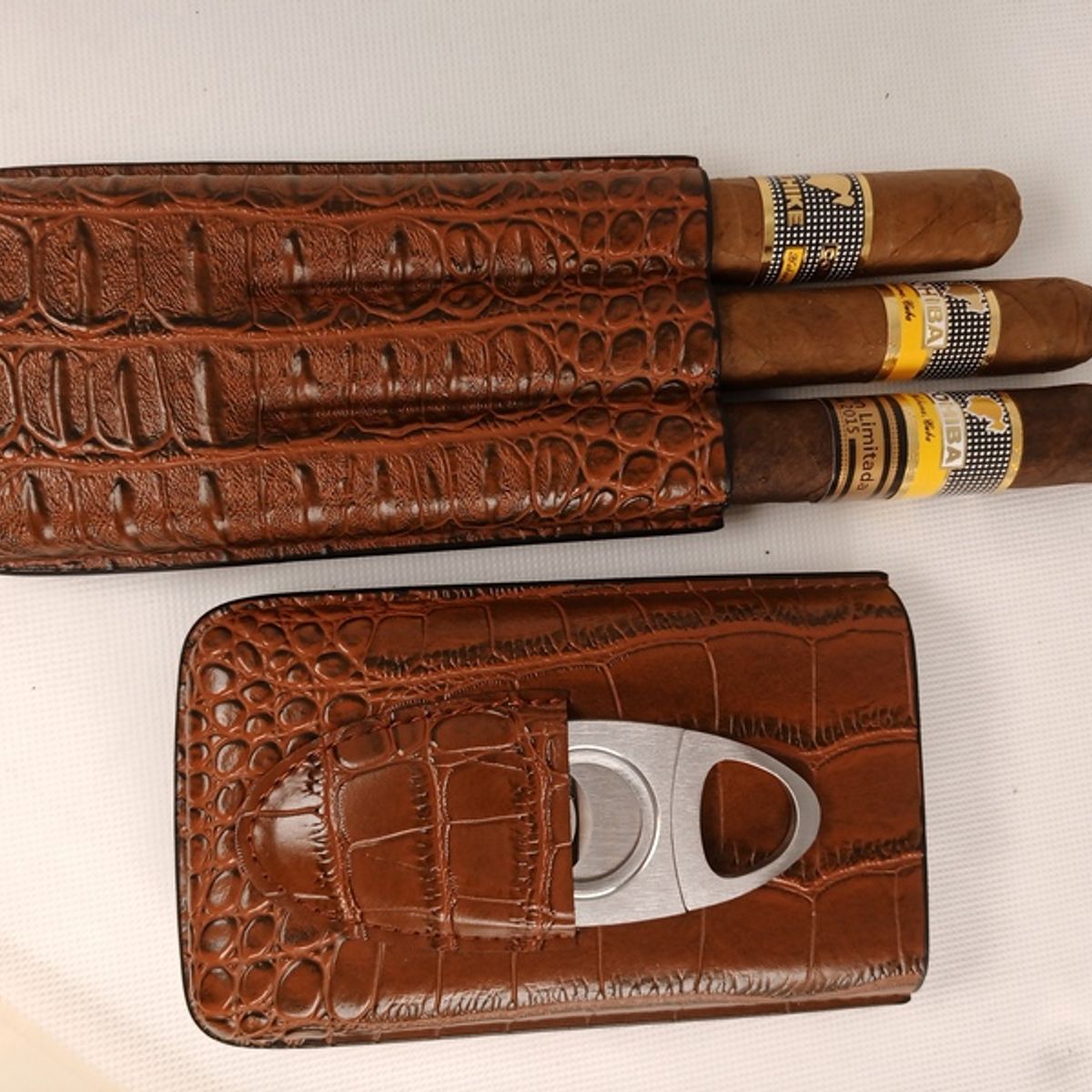 GENERICO - PORTAPURO DE CUERO + CORTADOR