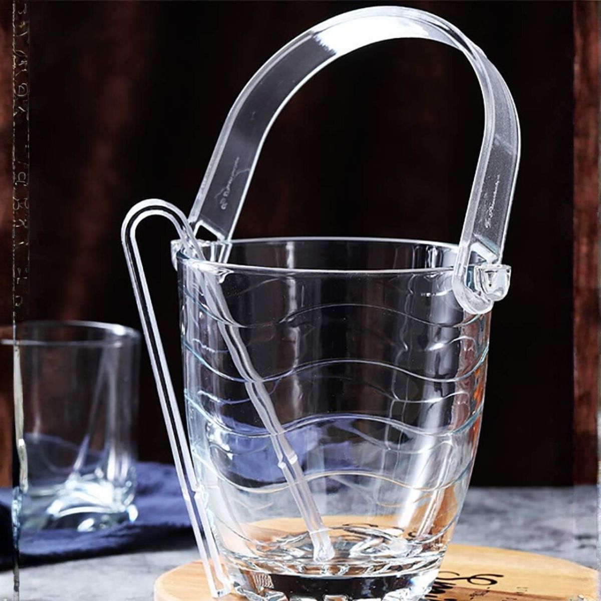 INSPIRA MARKET - Hielera de vidrio transparente con pinza y agarradera Ondas