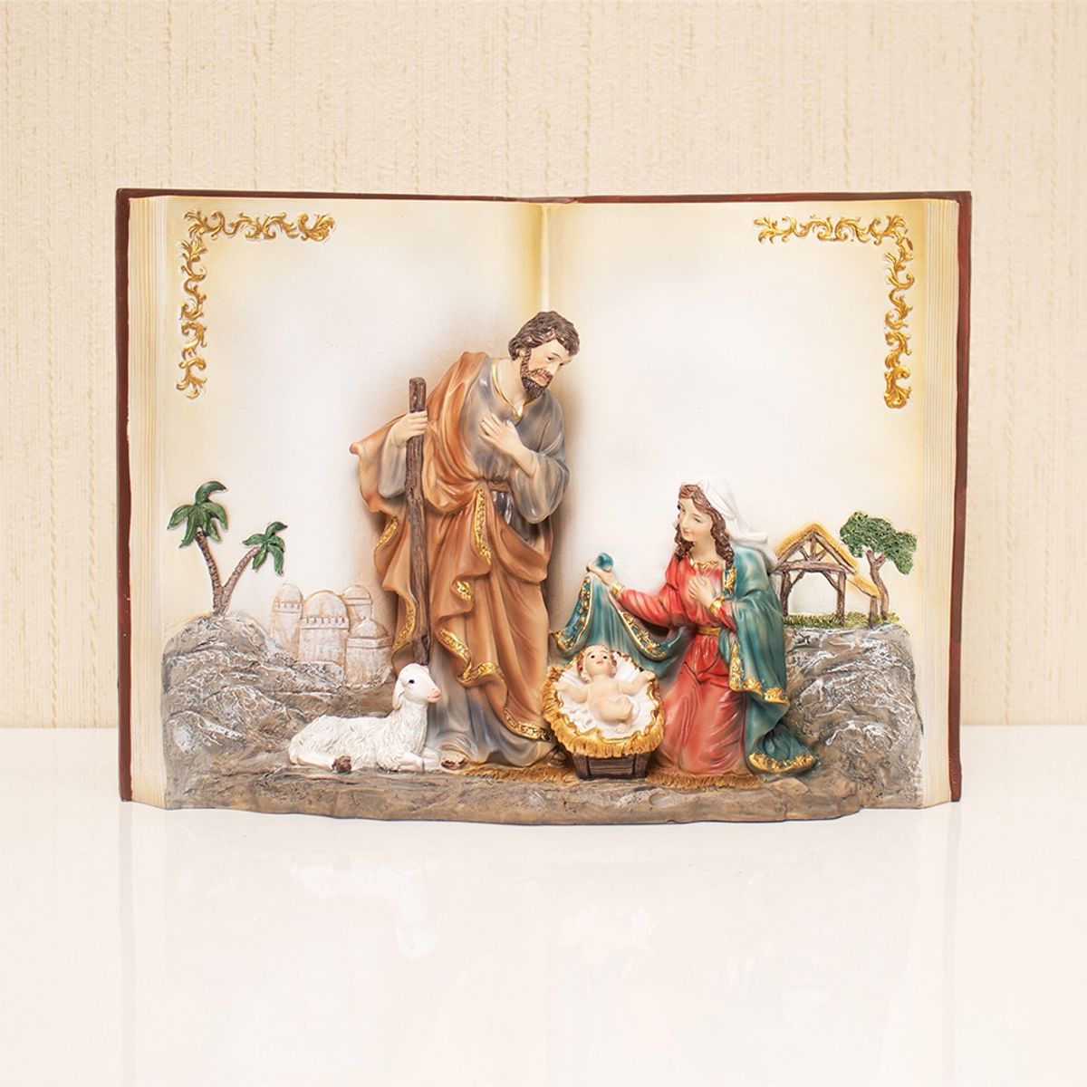 PANORAMA HOGAR - ADORNO Sagrada Familia con Libro 25CM Poliresina