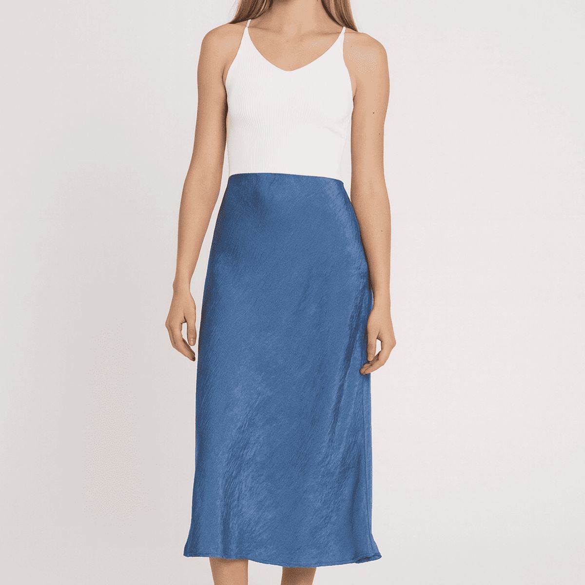 AMA OUTFITTERS - FALDA AURELIA MIDI EN SPANDEX