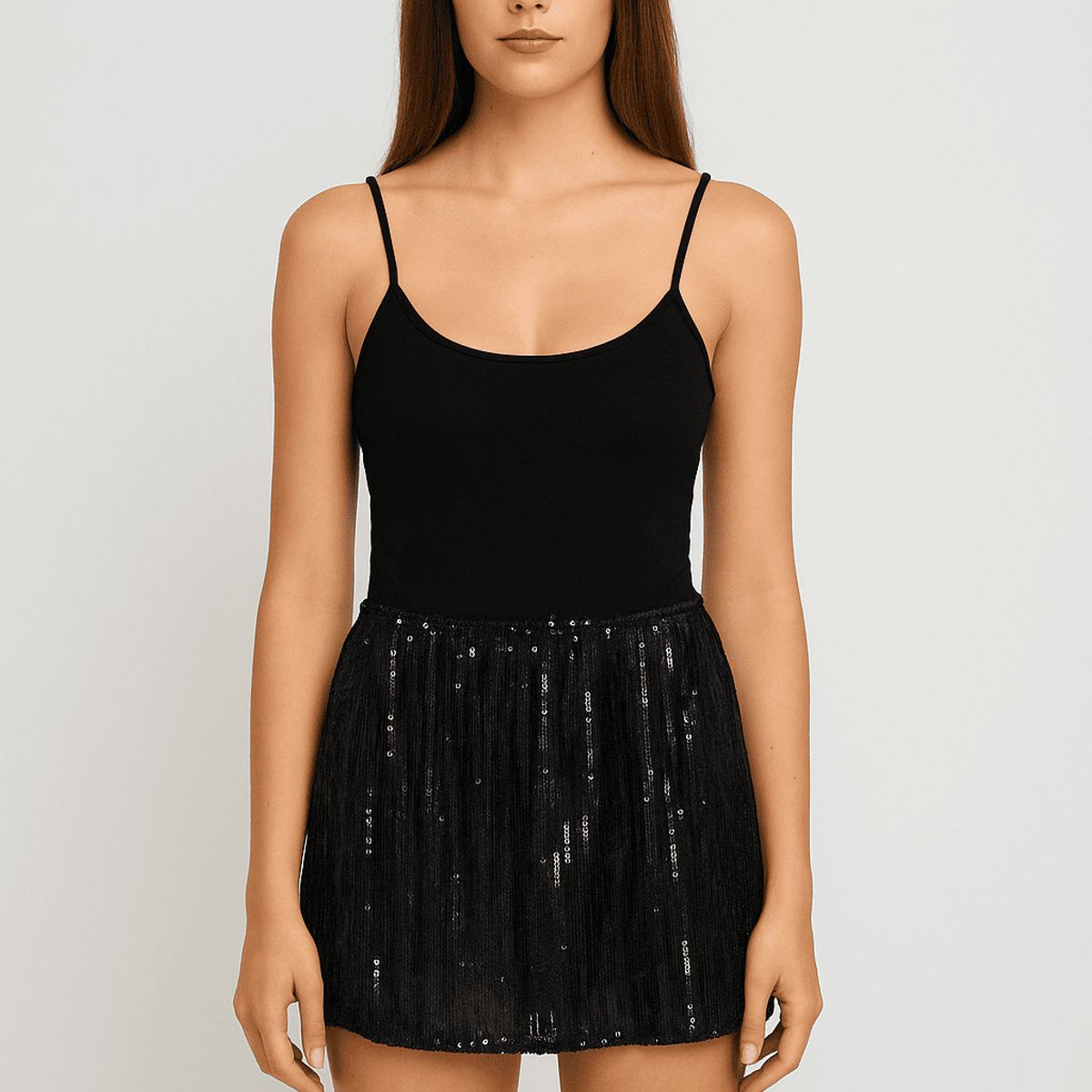 AMA OUTFITTERS - FRIDA SHORT FRIDA CON LENTEJUELAS