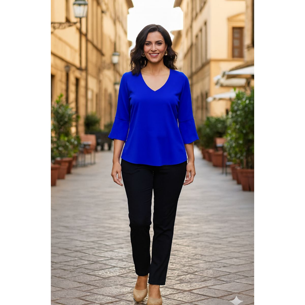 GENERICO - Blusa de Gasa Femenina Azul con Volantes