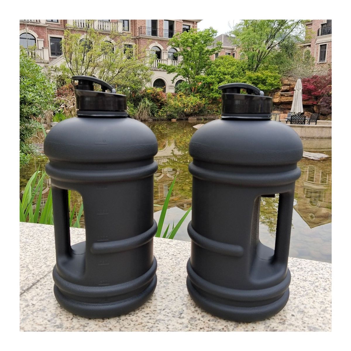 GENERICO - BOTELLA DEPORTIVA PARA GIMASIO 2-2L TOMATODO PRO ALPHA GYM