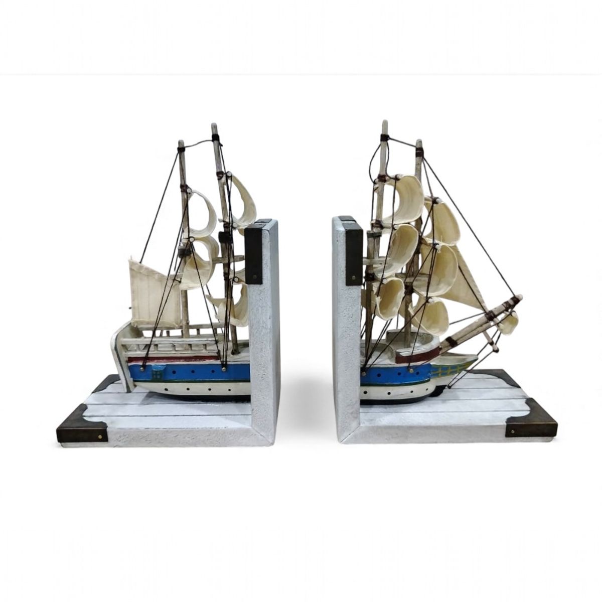 GENERICO - Soporte de Libros Barco de Velas